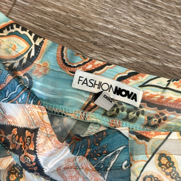 2 piece set - Women’s - Picture 3 of 4